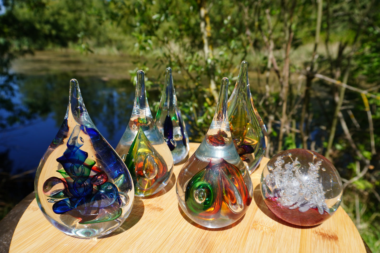 Boheems Kristal - druppel Ozzaro, rood/groen/blauw