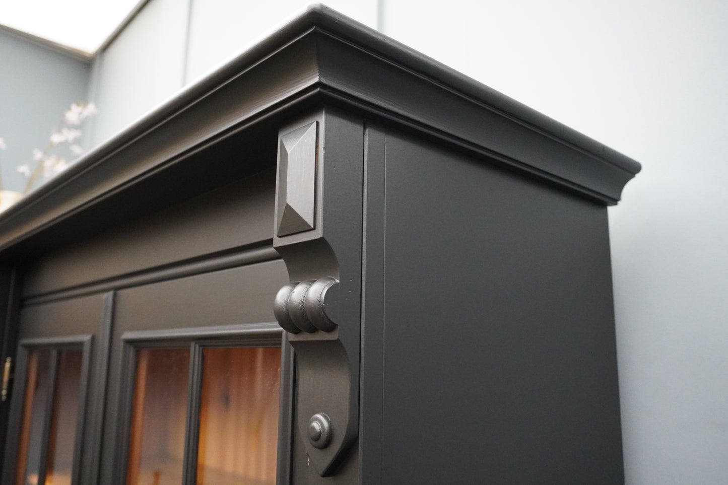 Cottage vitrine kast