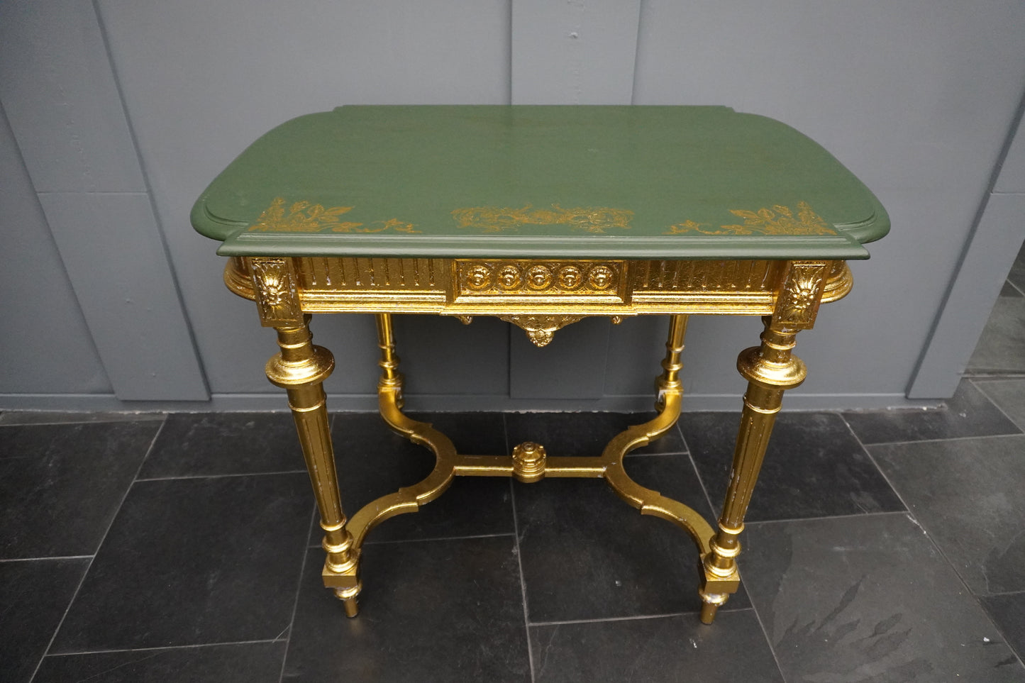blad goud tafel