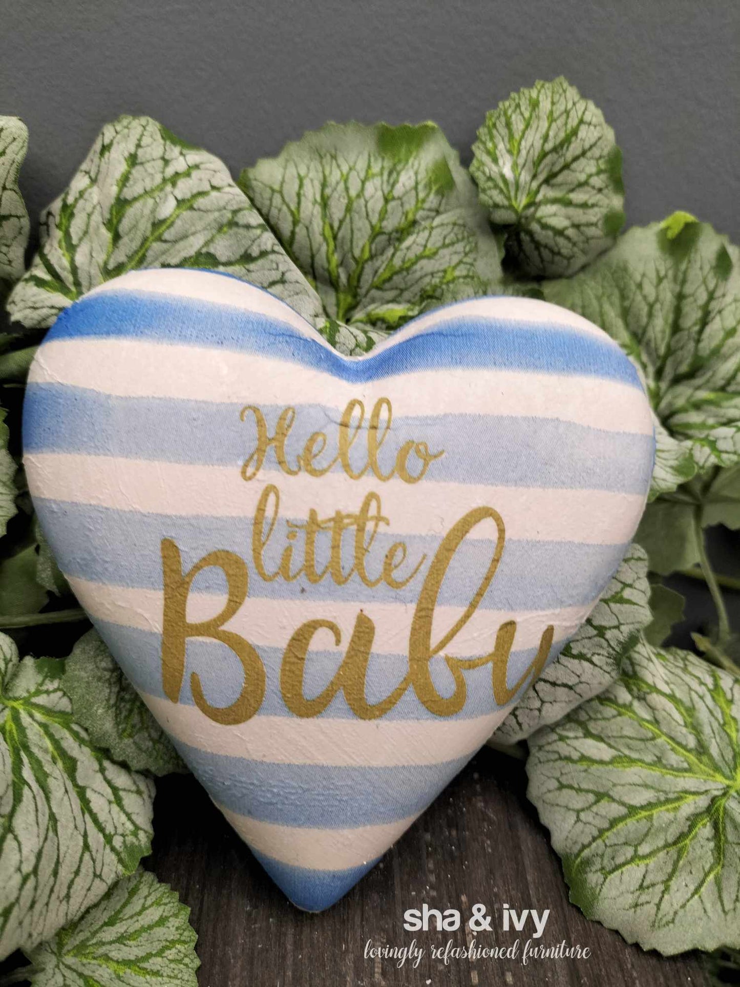 Decoupage hart - hello little baby