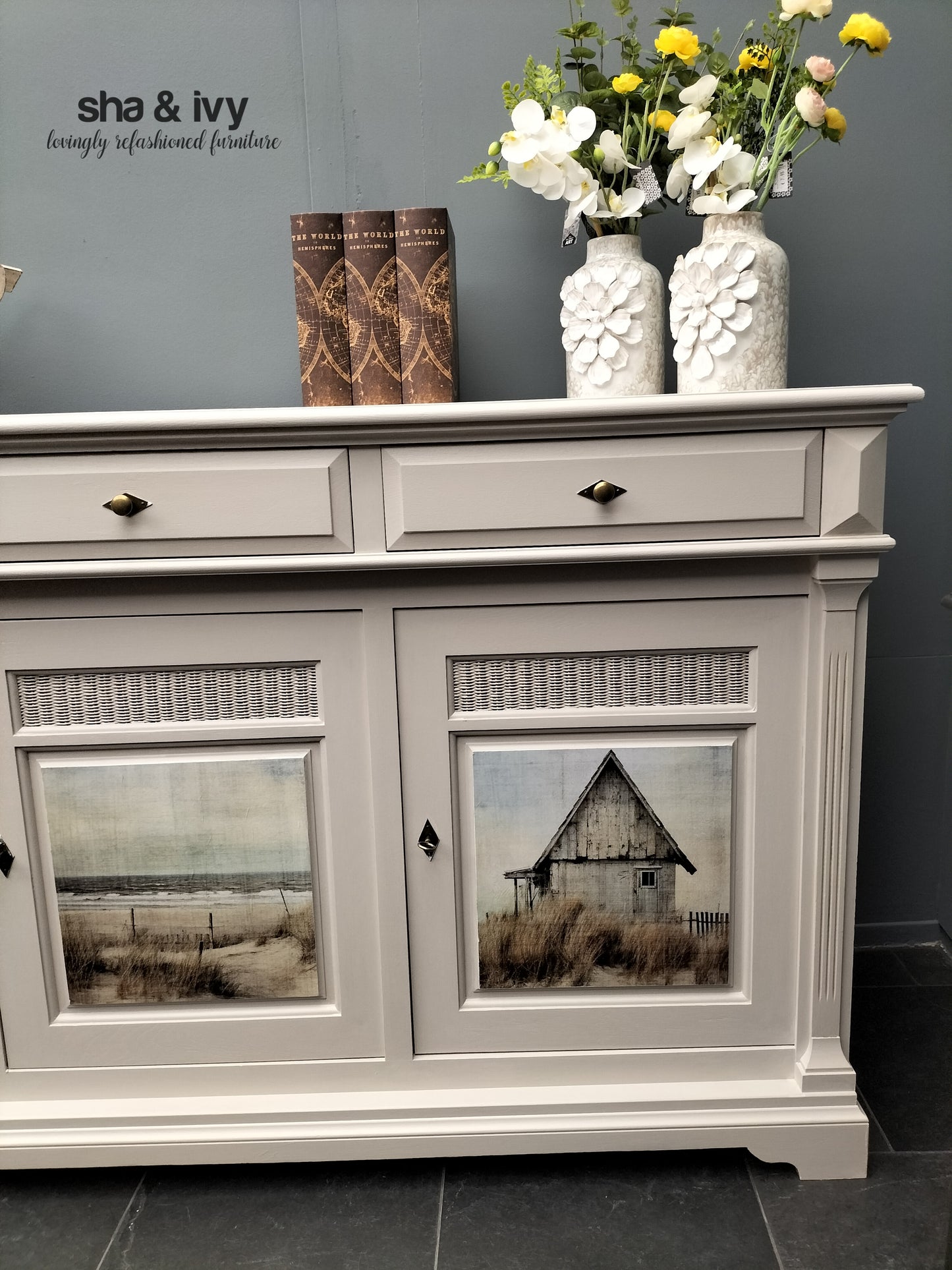 Beach dresser with mirror