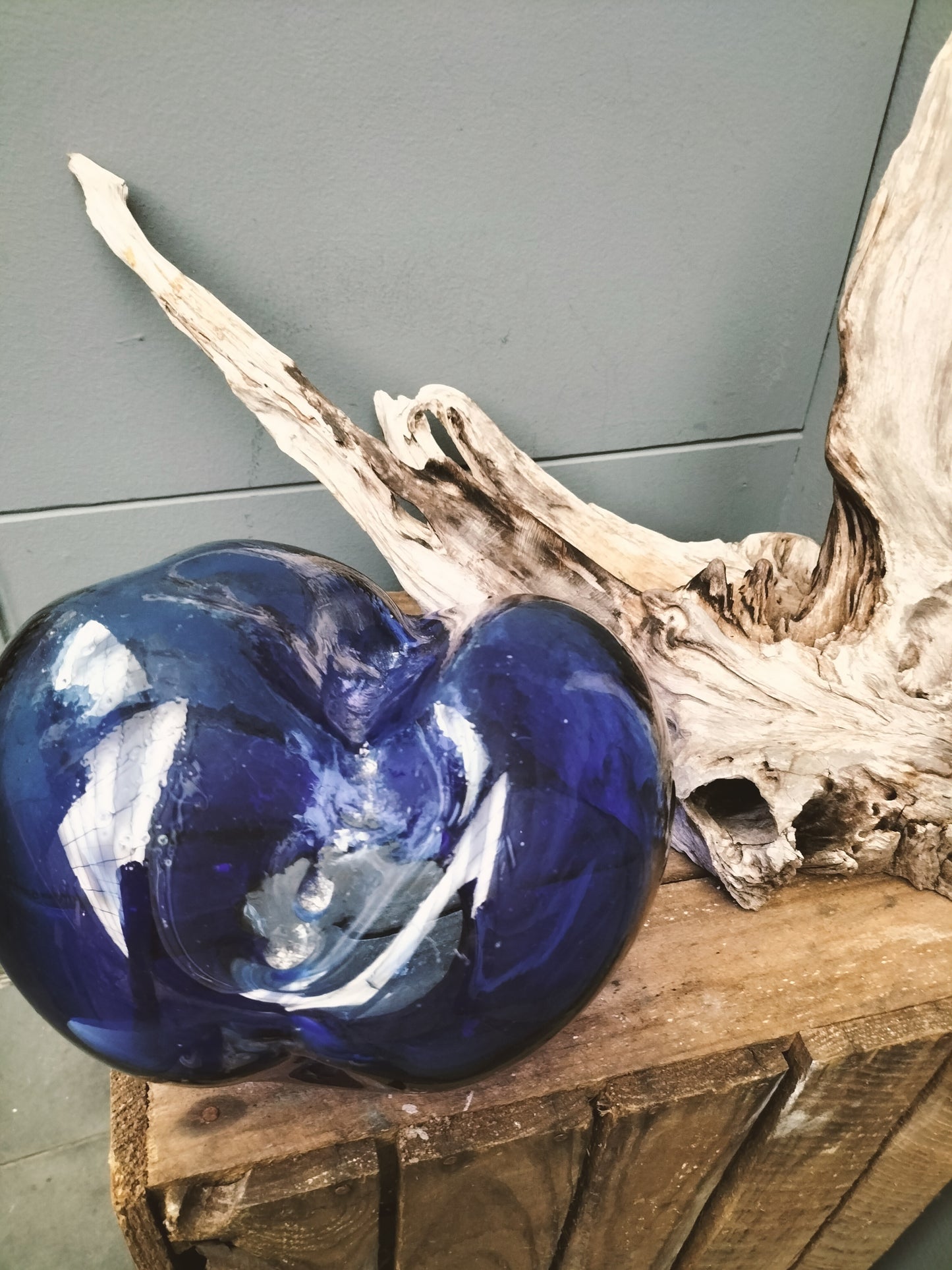 Glas op stronk - donker blauw, 50cm x 32cm