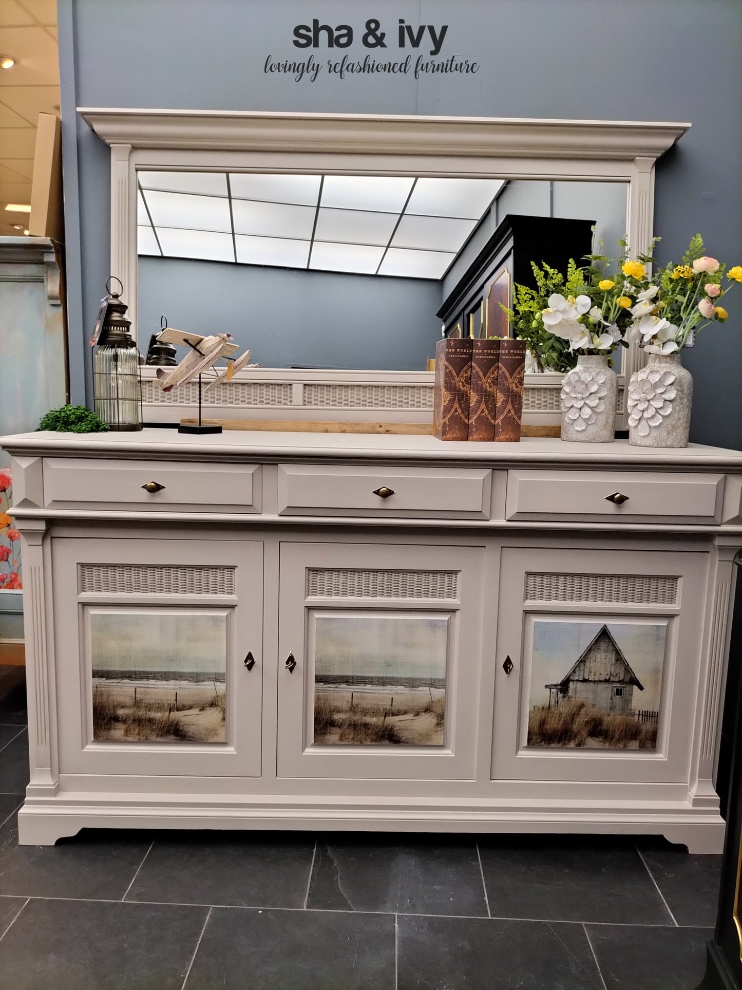 Beach dresser with mirror