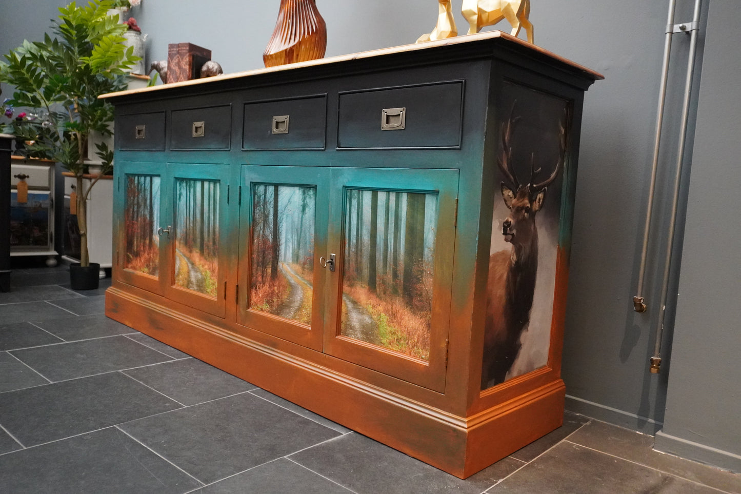 Dressoir - in het bos (prijs is inclusief levering*)