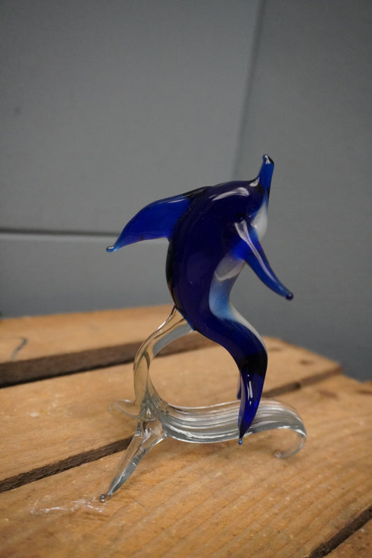 Dolfijn op voet - 12cm