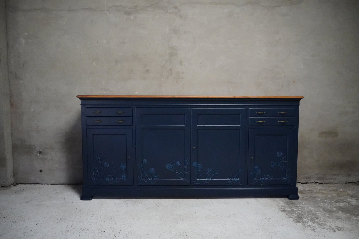 Dressoir met spiegel