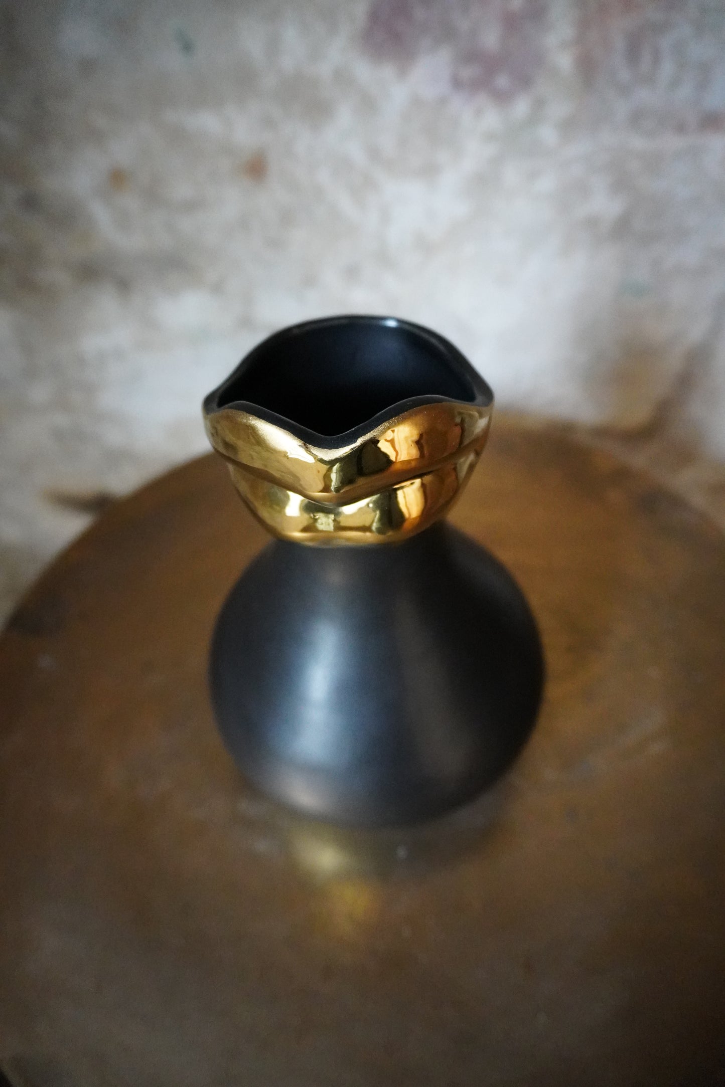 H.D. Living Aardewerk vaas - Lippen, 21cm x 8cm