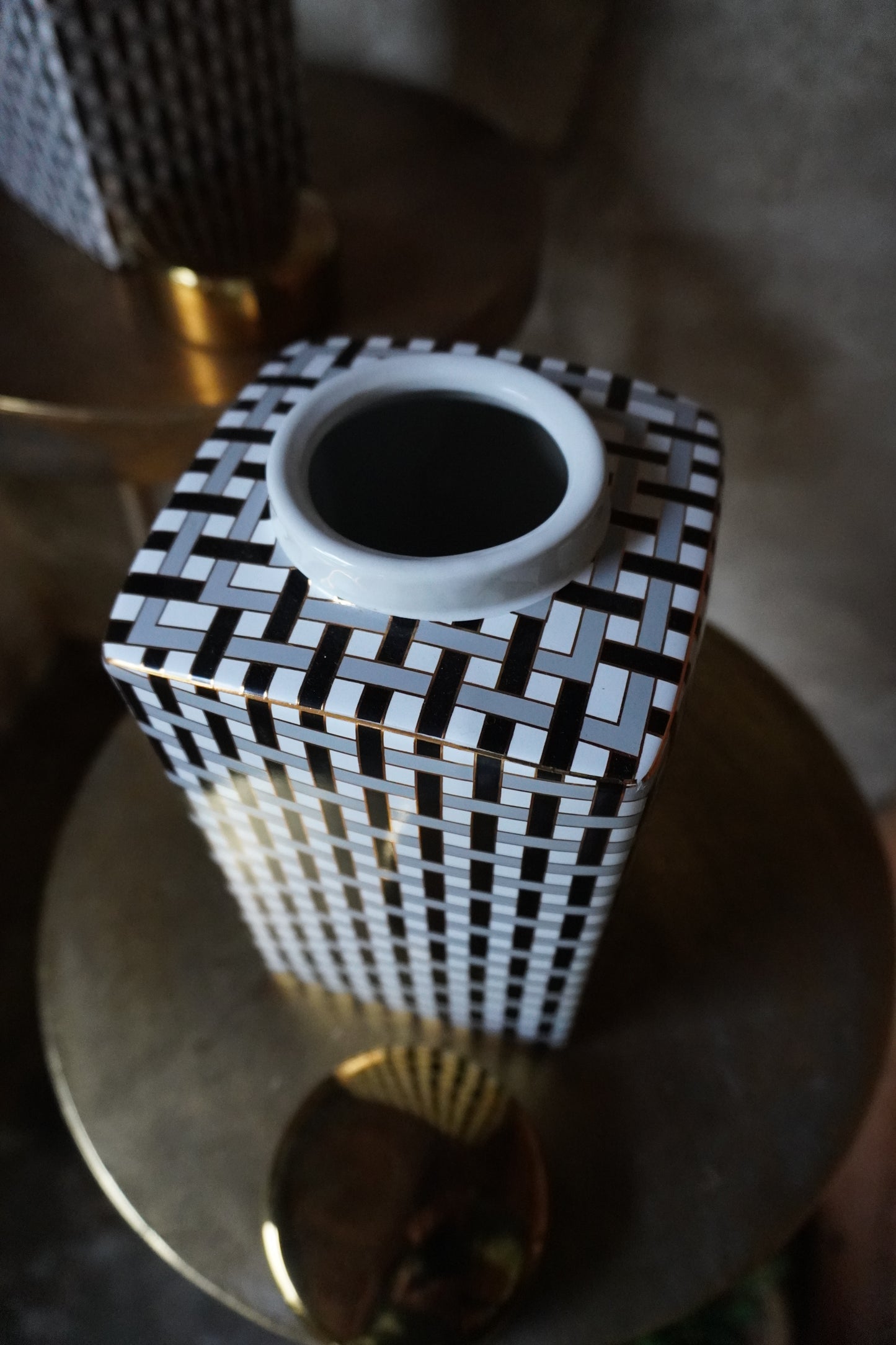 Aardewerk vaas/ urn - Wit/Zwart/Goud, 27cm x 14cm