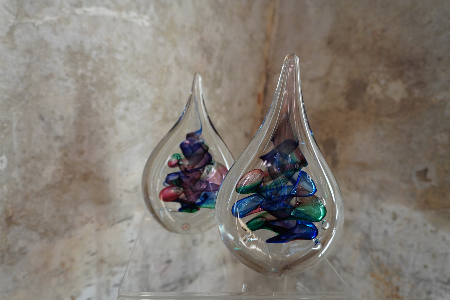 Boheems Kristal - druppel Ozzaro, rood/groen/blauw