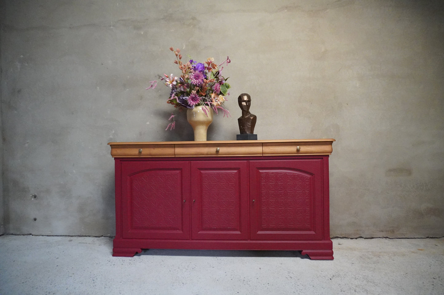 Dressoir Purple Red