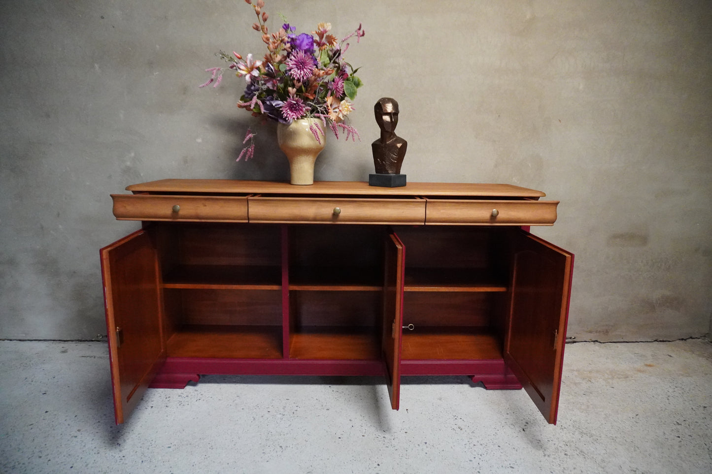 Dressoir Purple Red