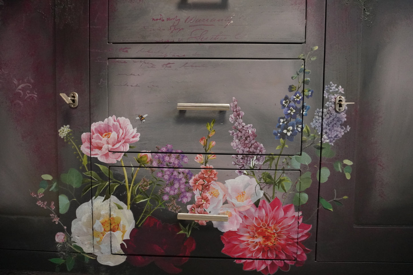 Dressoir Bloemen & Grunge