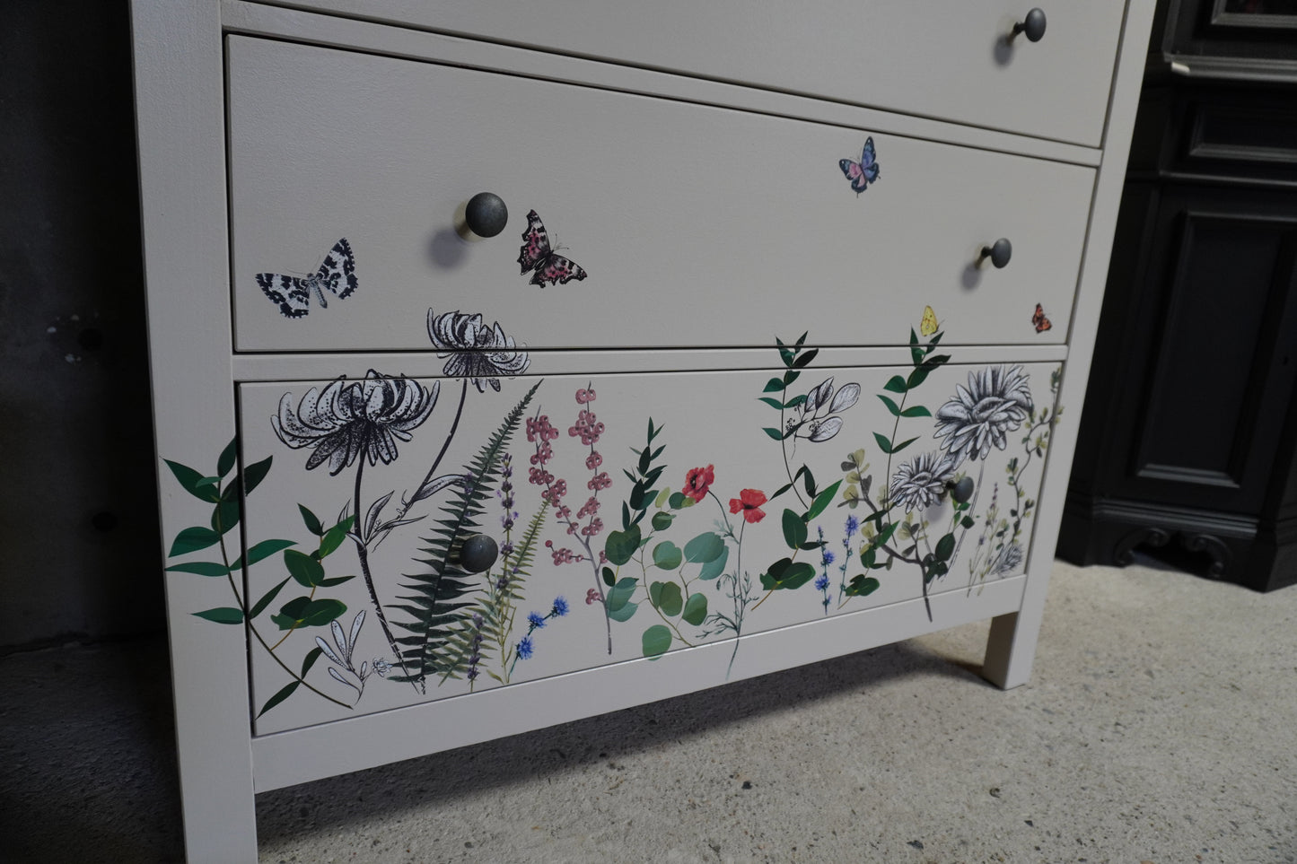 Ladekast bloemen