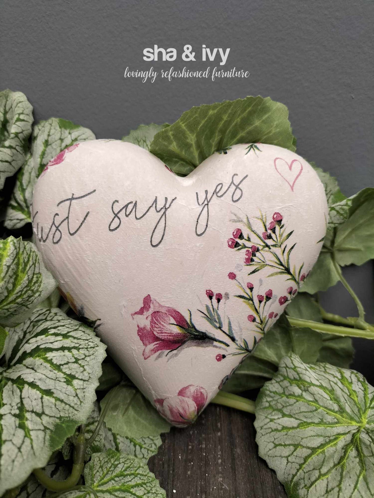 Decoupage hart - just say yes