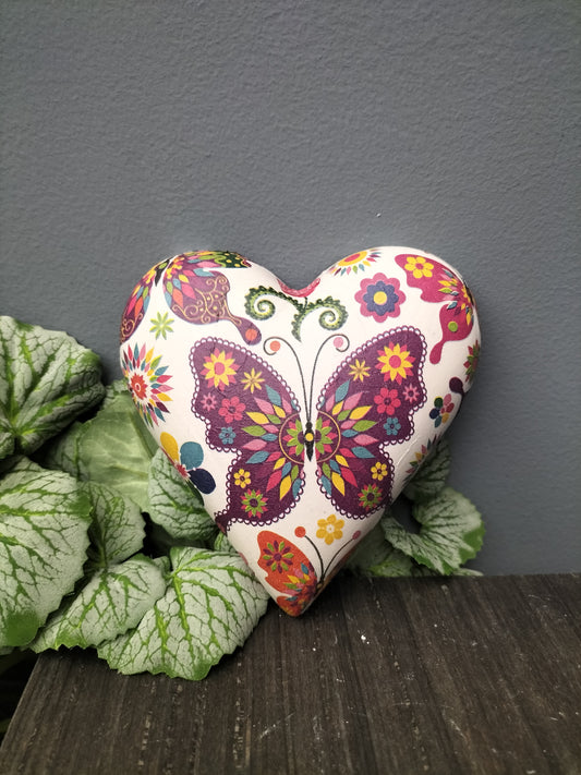 Decoupage hart - gekleurde vlinders