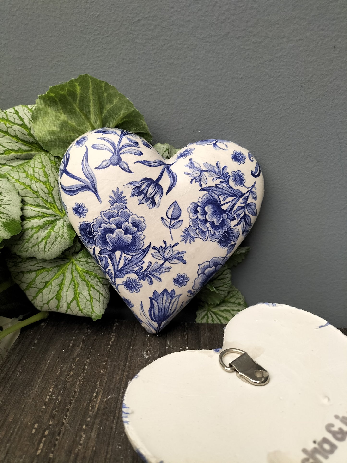 Decoupage hart - blauwe bloemen