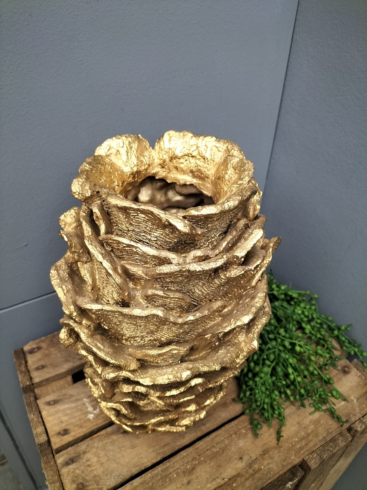 Polyresin vaas - koraal, goud, 21cm x 21cm x 29cm