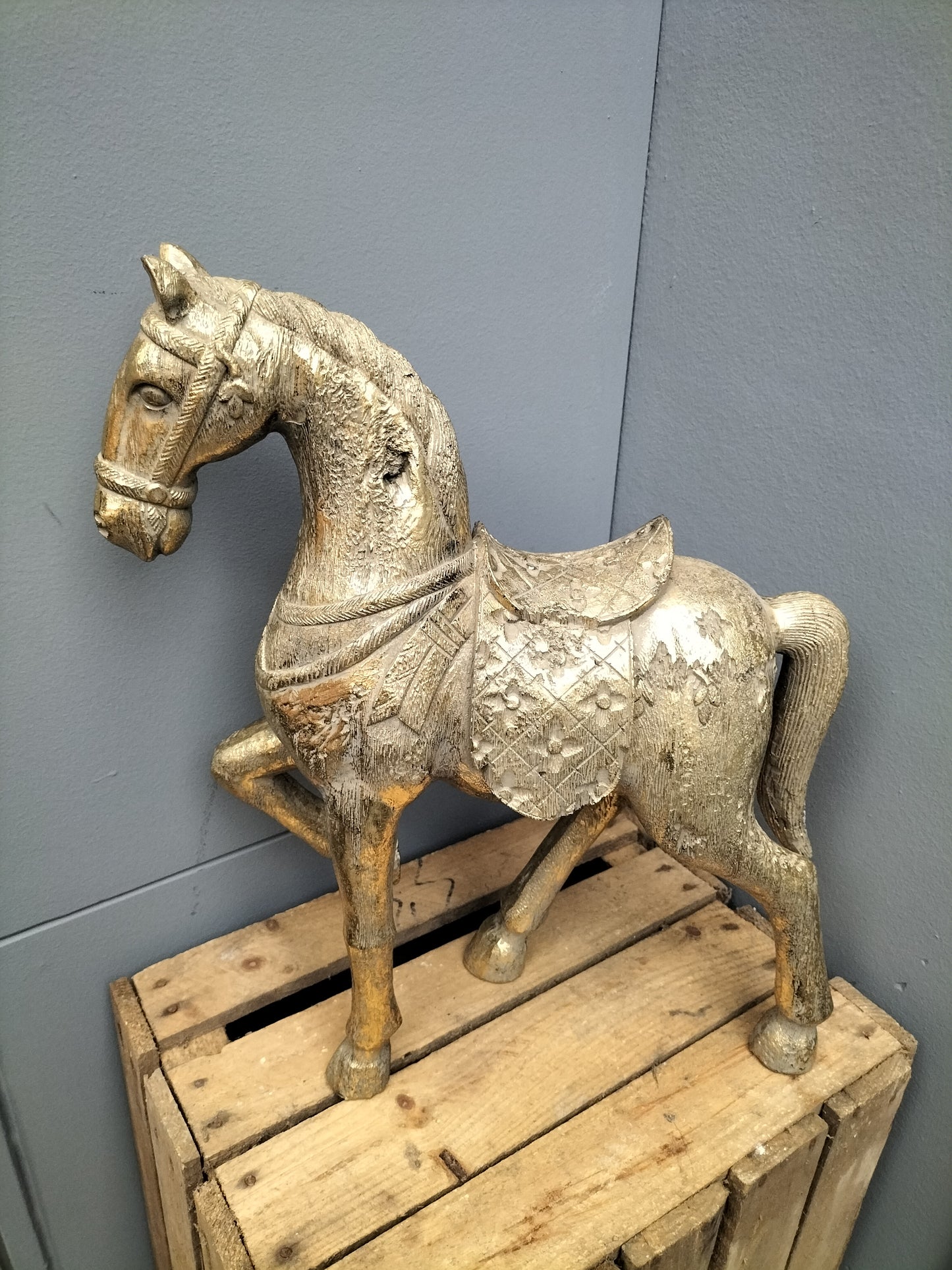 Paard - polyresin, 44cm